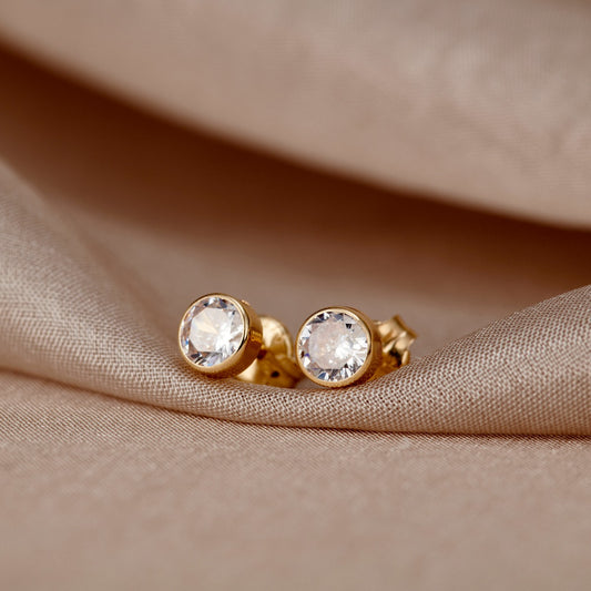 Round 9ct Gold Stud Earrings with Cubic Zirconia