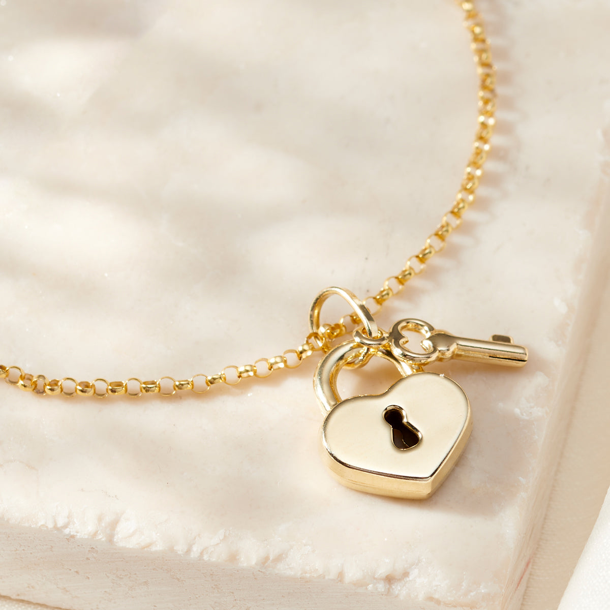 9ct Gold Rialto Heart Padlock Charm Bracelet