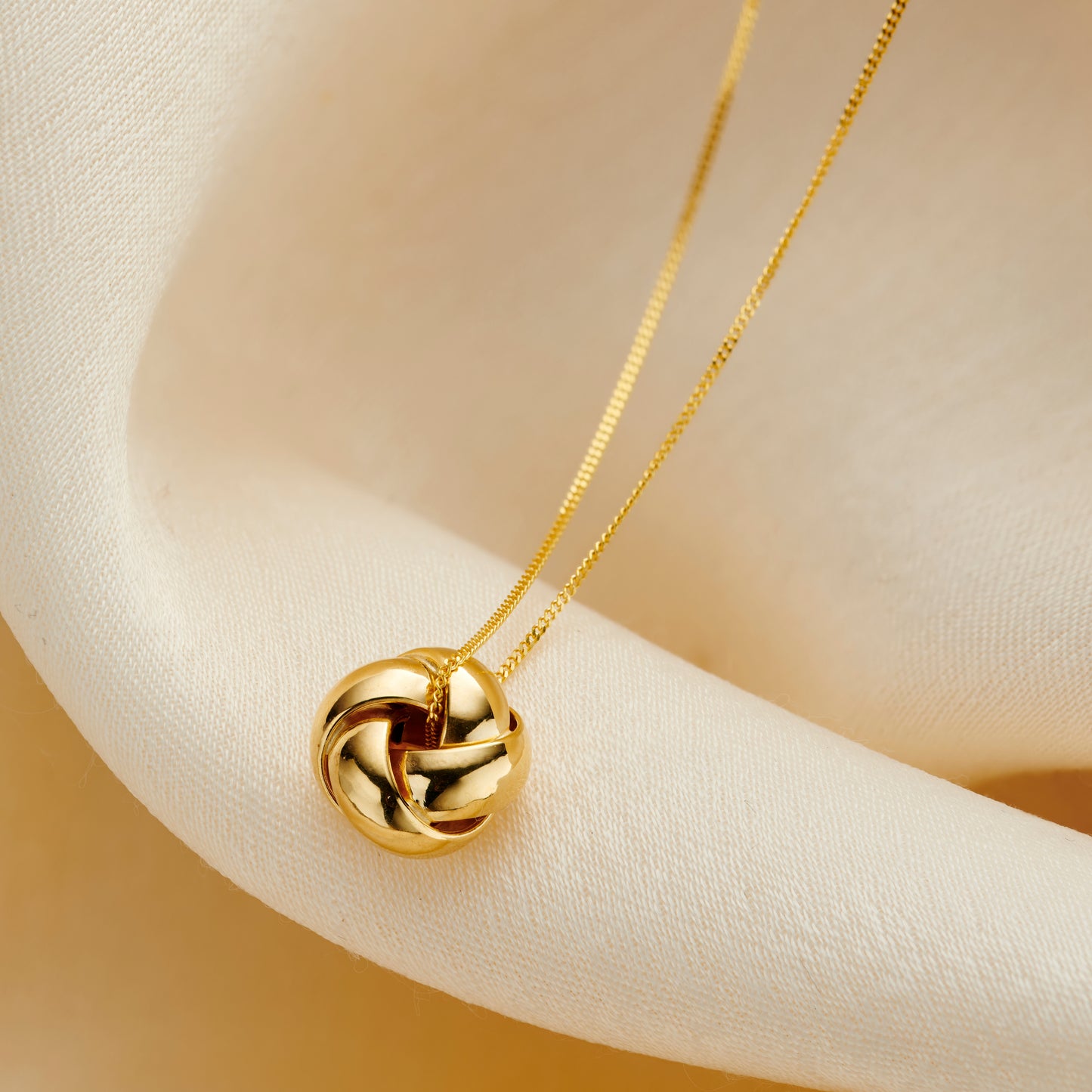 9ct Gold Knot Charm Necklace