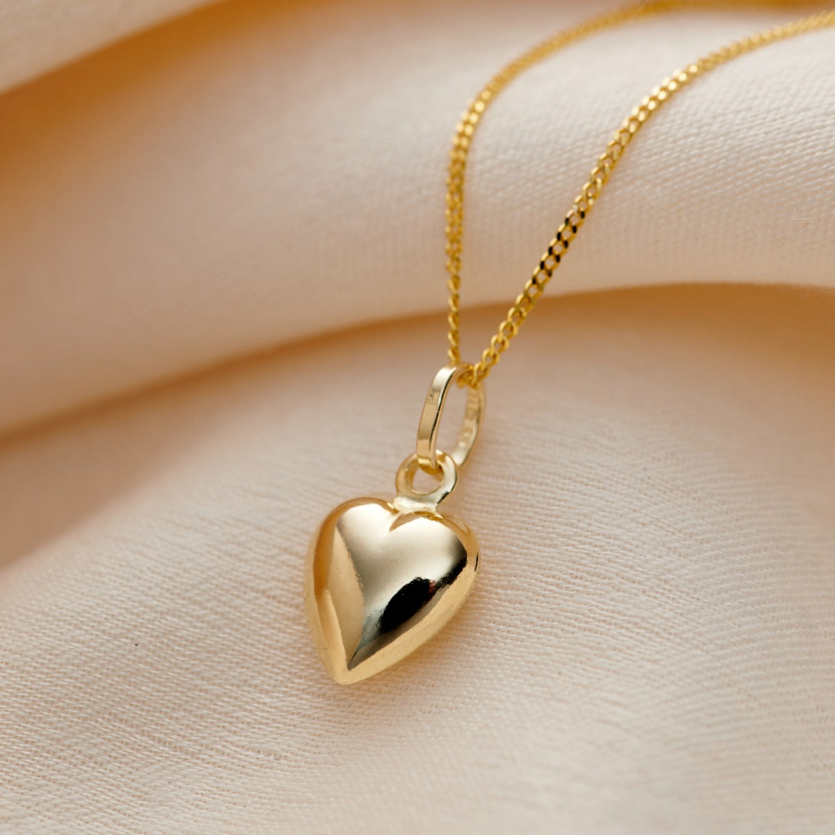 9ct Gold Heart Charm Necklace