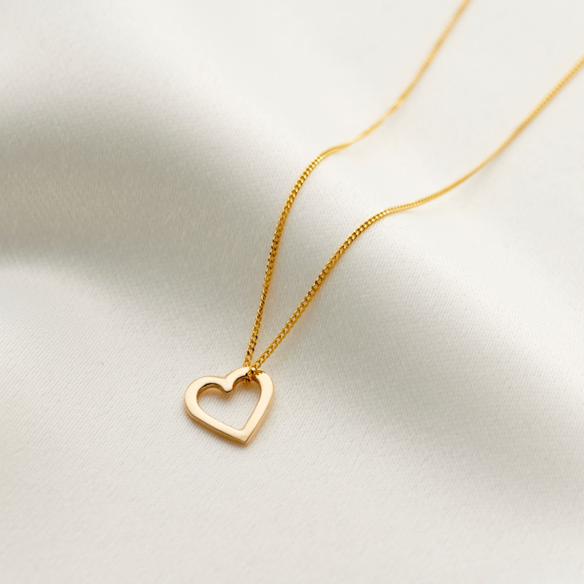 9ct Gold Heart Pendant Necklace