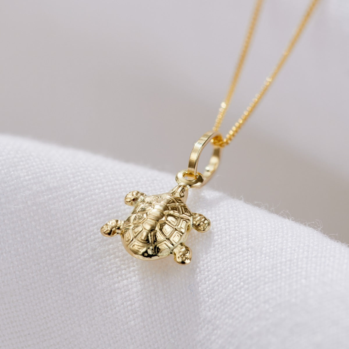 9ct Gold Turtle Pendant Necklace