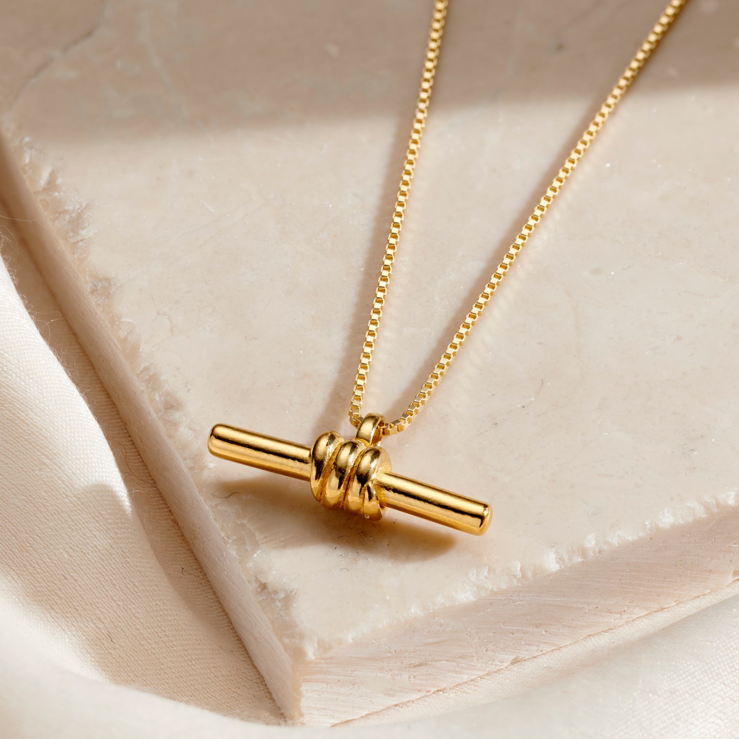 Column T-Bar Pendant Necklace