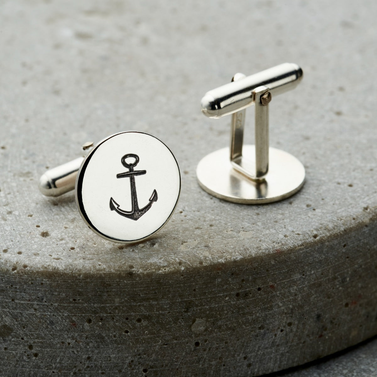 Anchor Disc Cufflinks