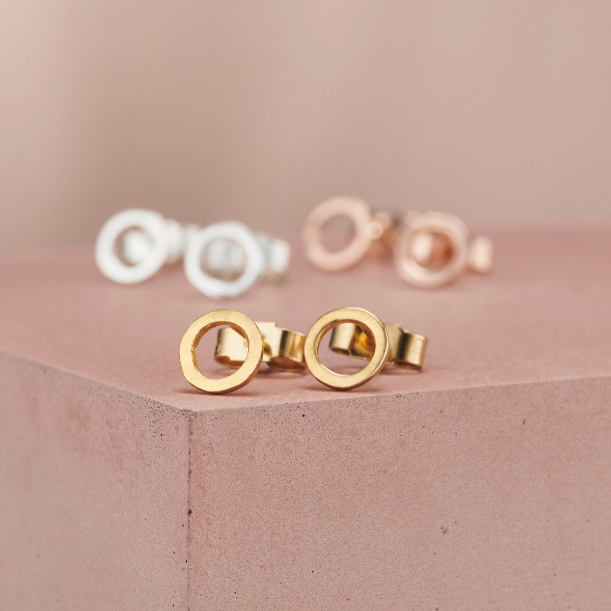 Fine Circle Stud Earrings