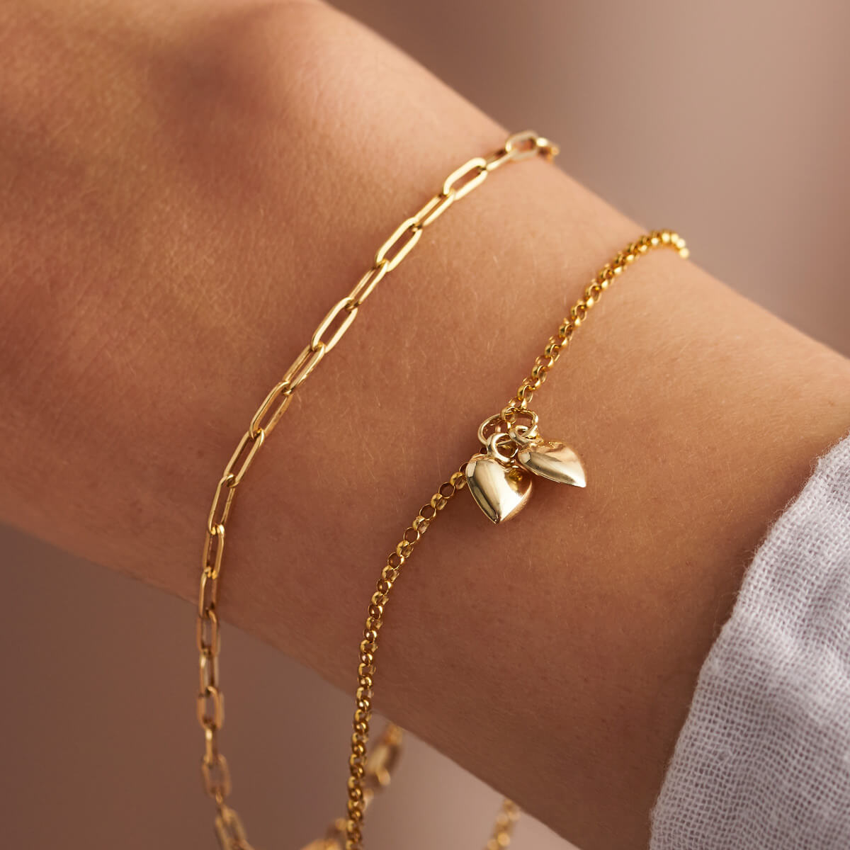 9ct Gold Double Heart Charm Bracelet