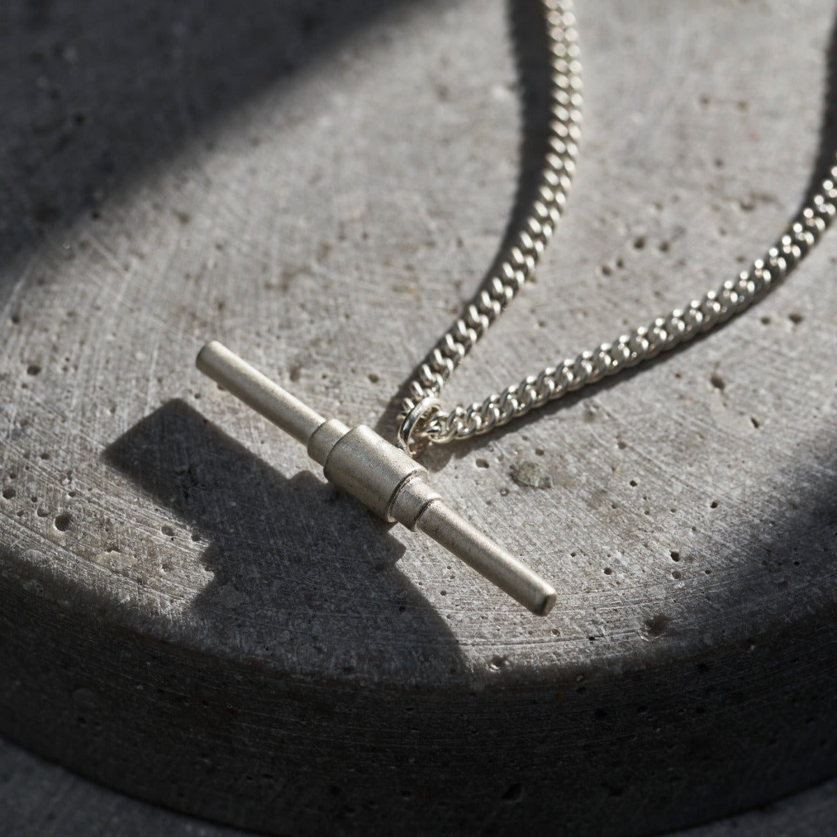 Men's T Bar Pendant Necklace