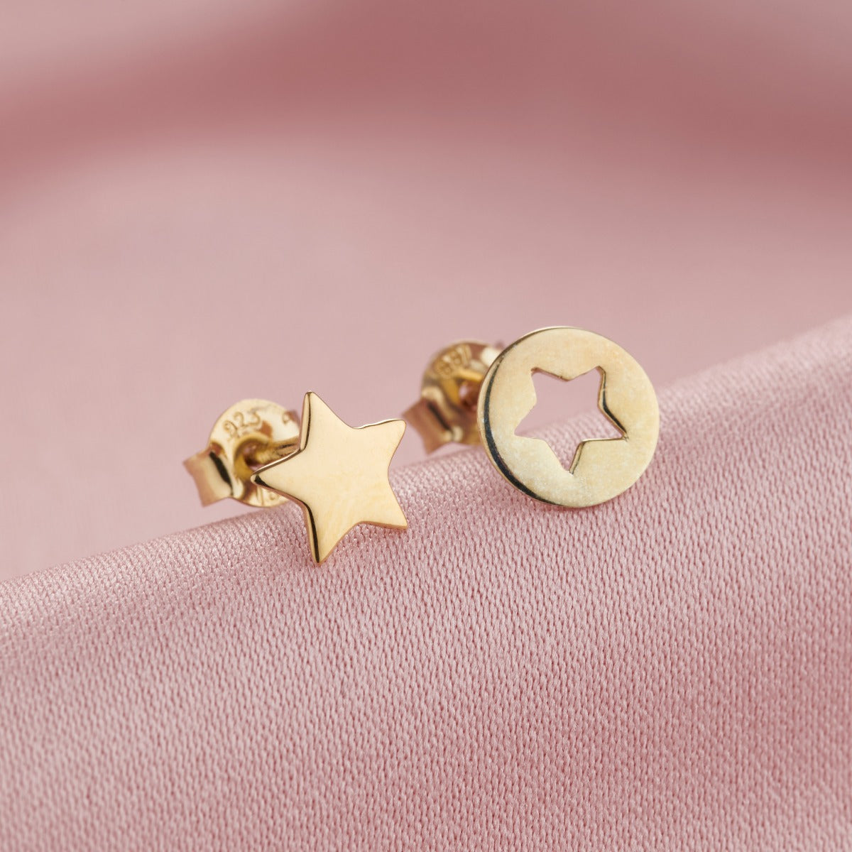 Mismatch Star Stud Earrings