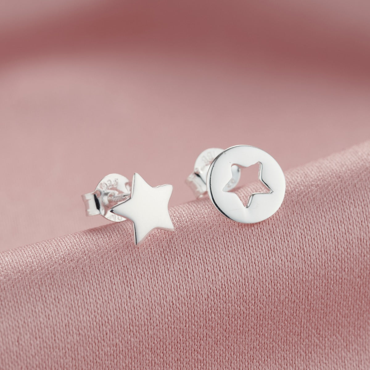 Mismatch Star Stud Earrings