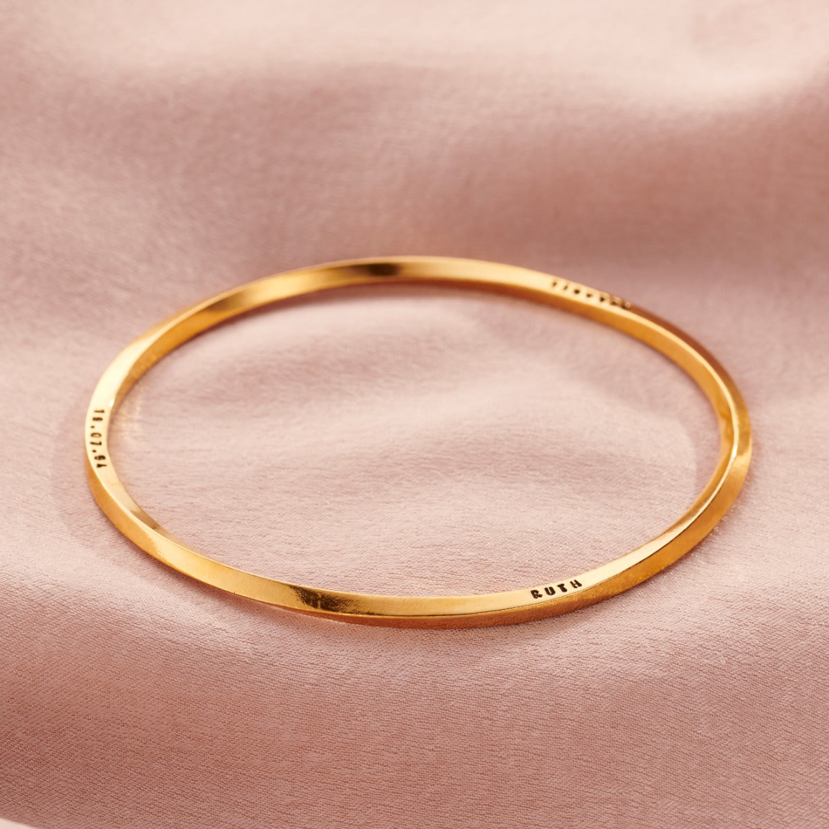 Forever Oval Personalised Bangle