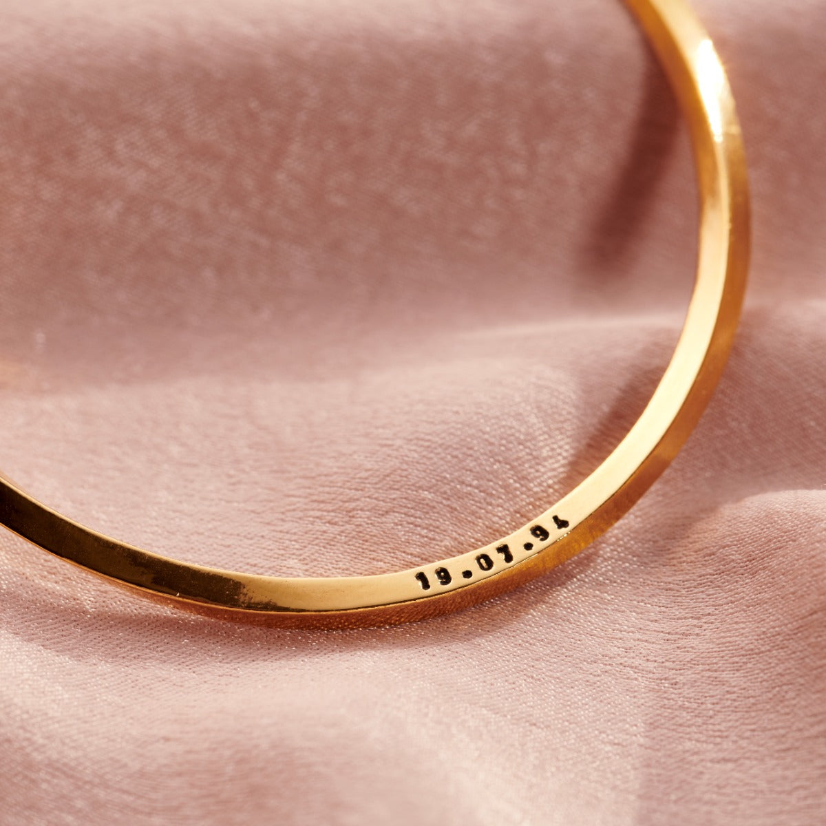 Forever Oval Personalised Bangle