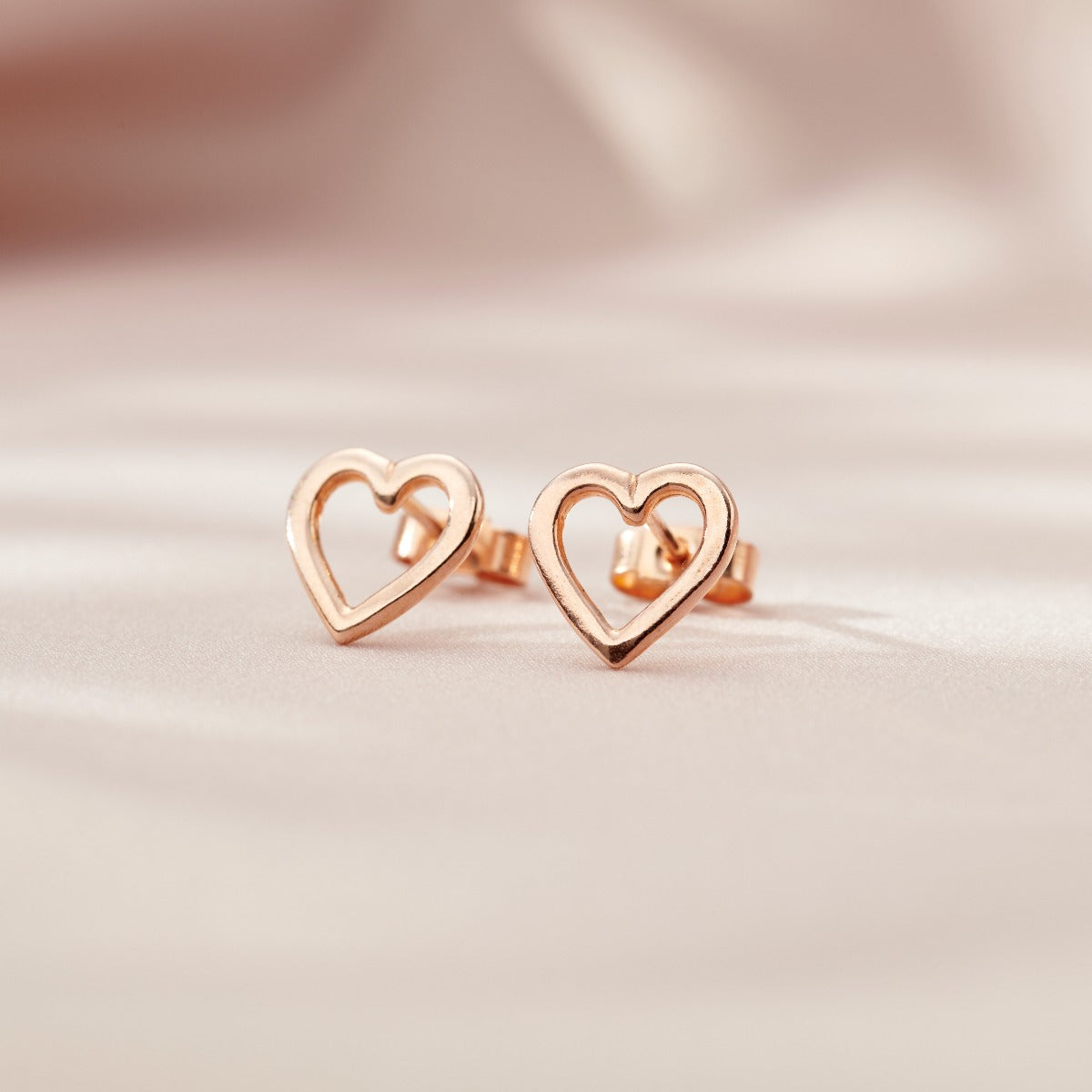 Open Mini Heart Stud Earrings