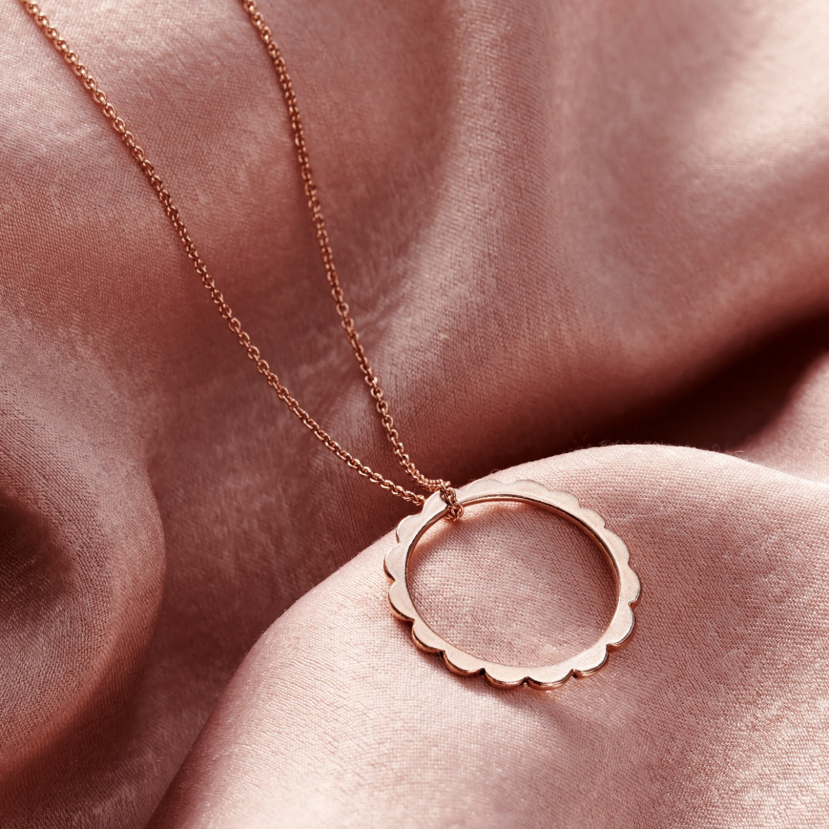 Personalised Scalloped Circle Necklace