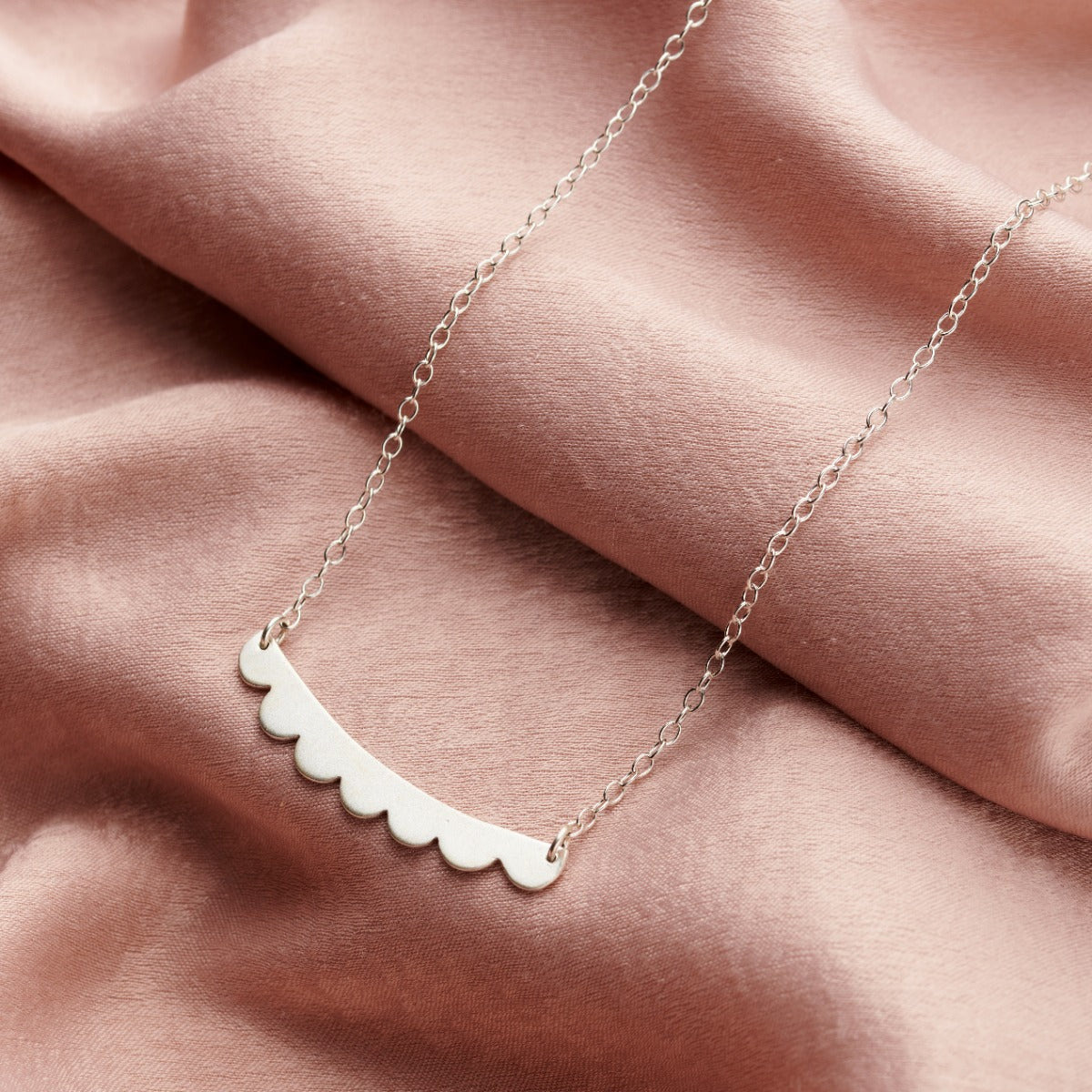 Personalised Scalloped Curve Necklace